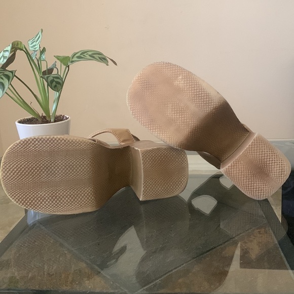 Y2K CLASSIFIED FLARED CHUNKY HEEL SANDALS - Picture 13 of 14